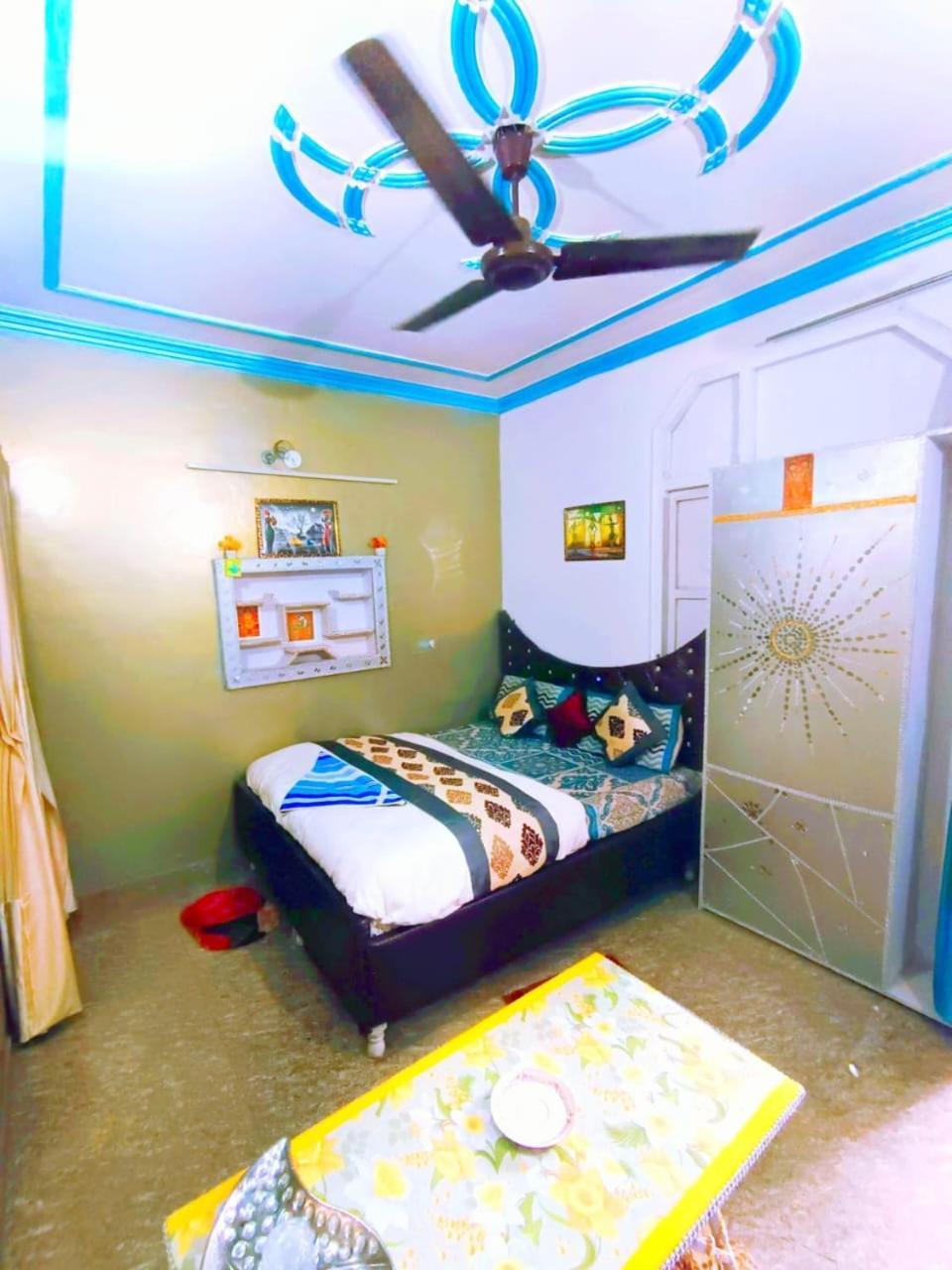 Love hotel Lover's Point *